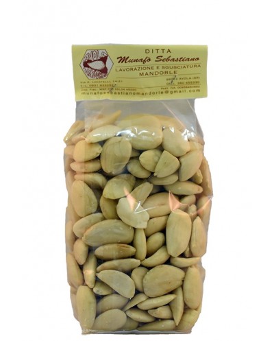 Mandorle d'avola pelate...