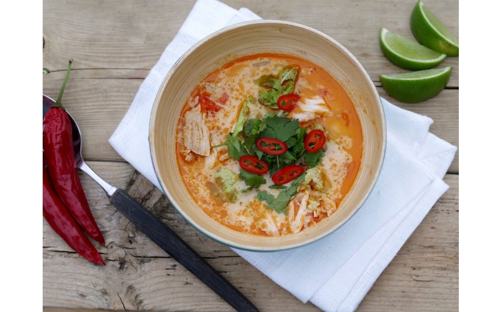 TOM KHA GAITOM KHA GAI
