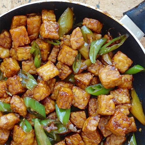 TEMPEH: BUONO, PROTEICO E FACILE DA PREPARARE